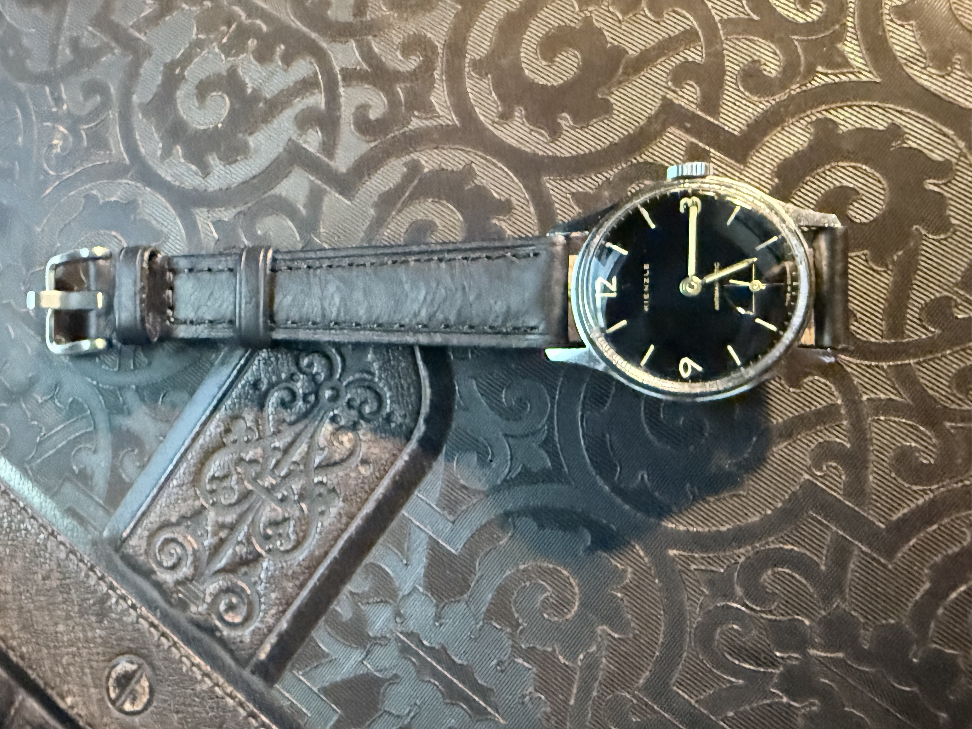 Kienzle Antimagnetic photograph 2